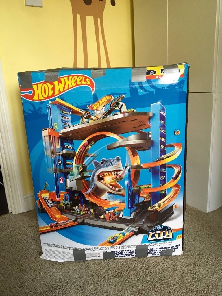 hot wheels city ultimate garage smyths